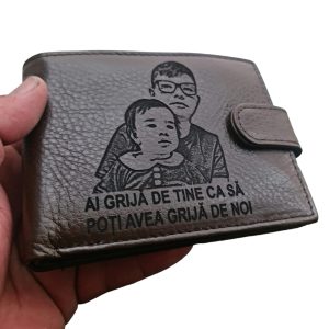 2a182697 4c6f 444a 8a91 32957ce3238c - Portofel gravat piele naturala maro Ai grija de tine! - Portofelul Meu