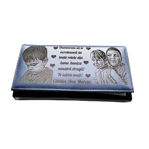 Portofel Personalizat 'Bunica noastra' Portofel Personalizat 'Bunica noastra'
