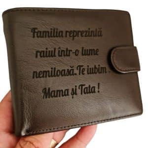 ac1c06f7 1a10 4763 a0f1 da060fb24f39 - Portofel negru cu capsa Familia reprezinta raiul - Portofelul Meu